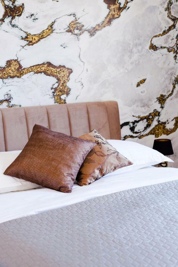 Cozy Lile In The Heart Of Old Town Apartment Split